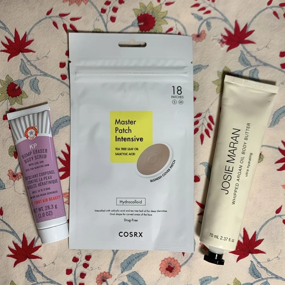 COSRX, Josie Maran, Murad, First Aid Beauty & more Skincare Deluxe Mini Bundle.